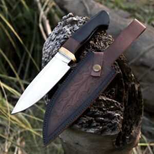 5160 high carbon hunting knife with wood and horn handle tooled leather sheath